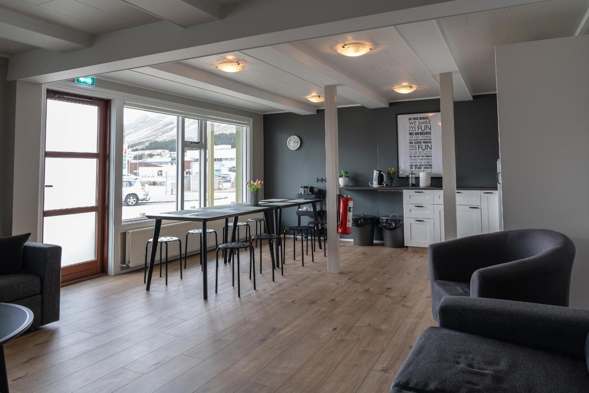 Isafjordur Hostel Eksteriør billede